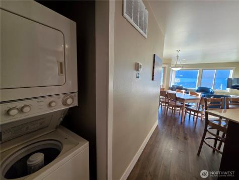 1 Lakeside 714-i Manson WA 98831