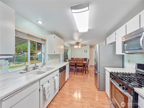 11411 208th Avenue E Bonney Lake WA 98391