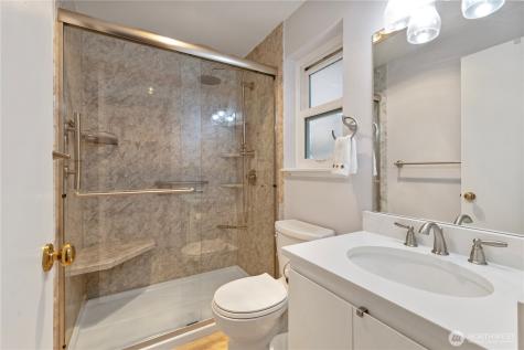 11411 208th Avenue E Bonney Lake WA 98391