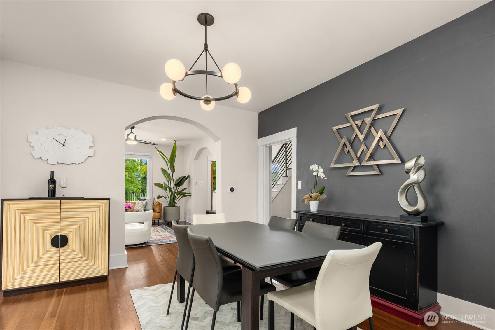 325 23rd Avenue E Seattle WA 98112