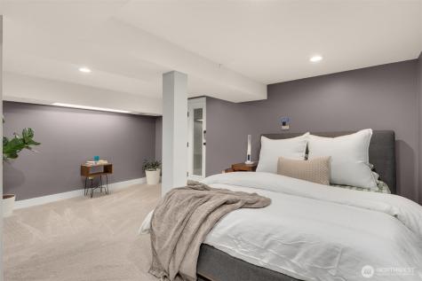 325 23rd Avenue E Seattle WA 98112