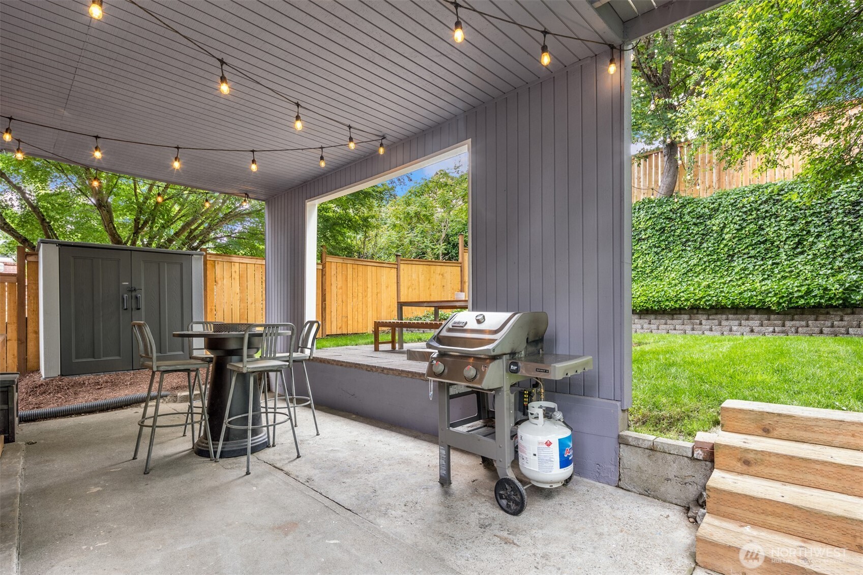 325 23rd Avenue E Seattle WA 98112