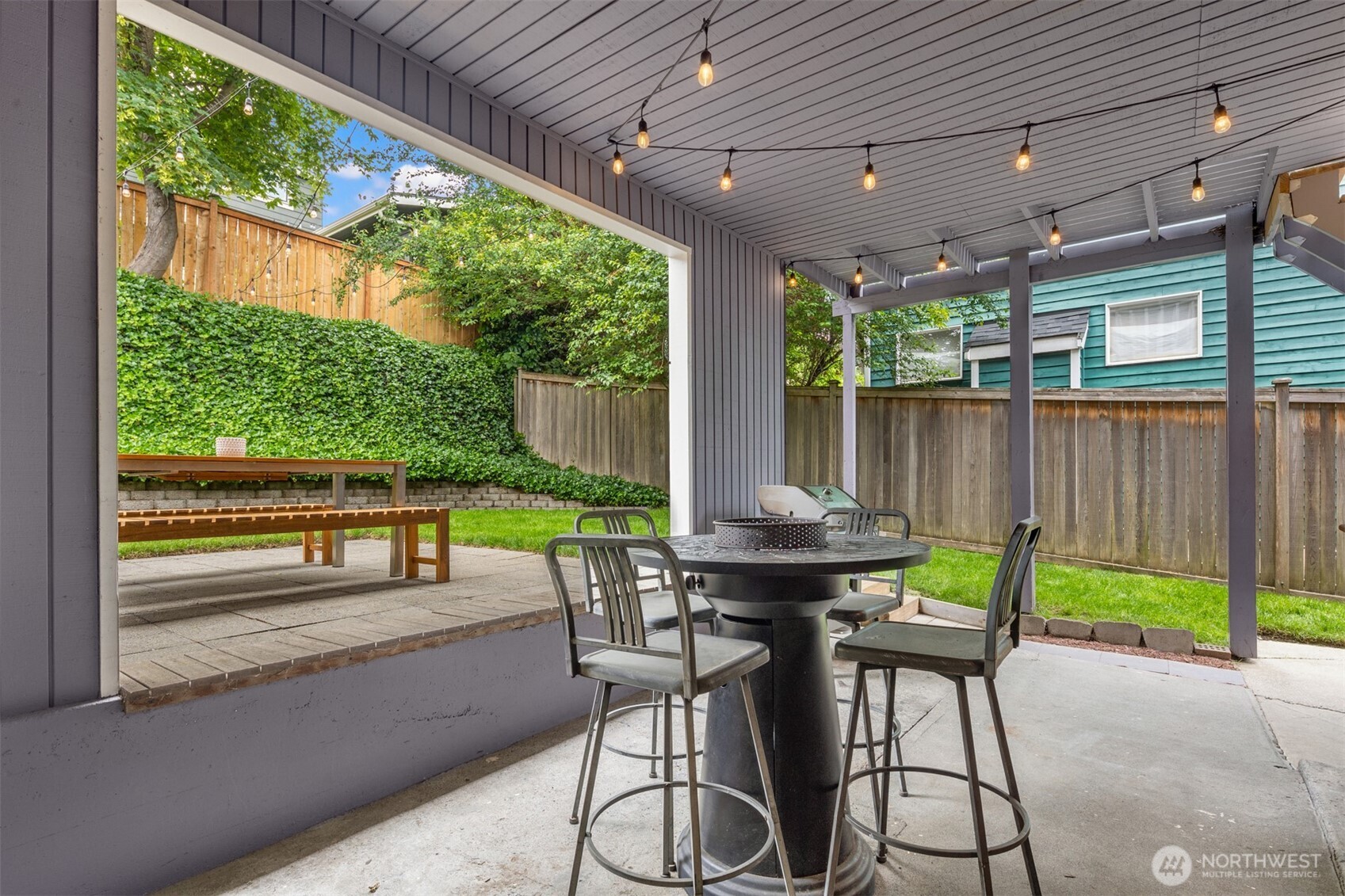 325 23rd Avenue E Seattle WA 98112