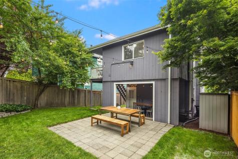 325 23rd Avenue E Seattle WA 98112