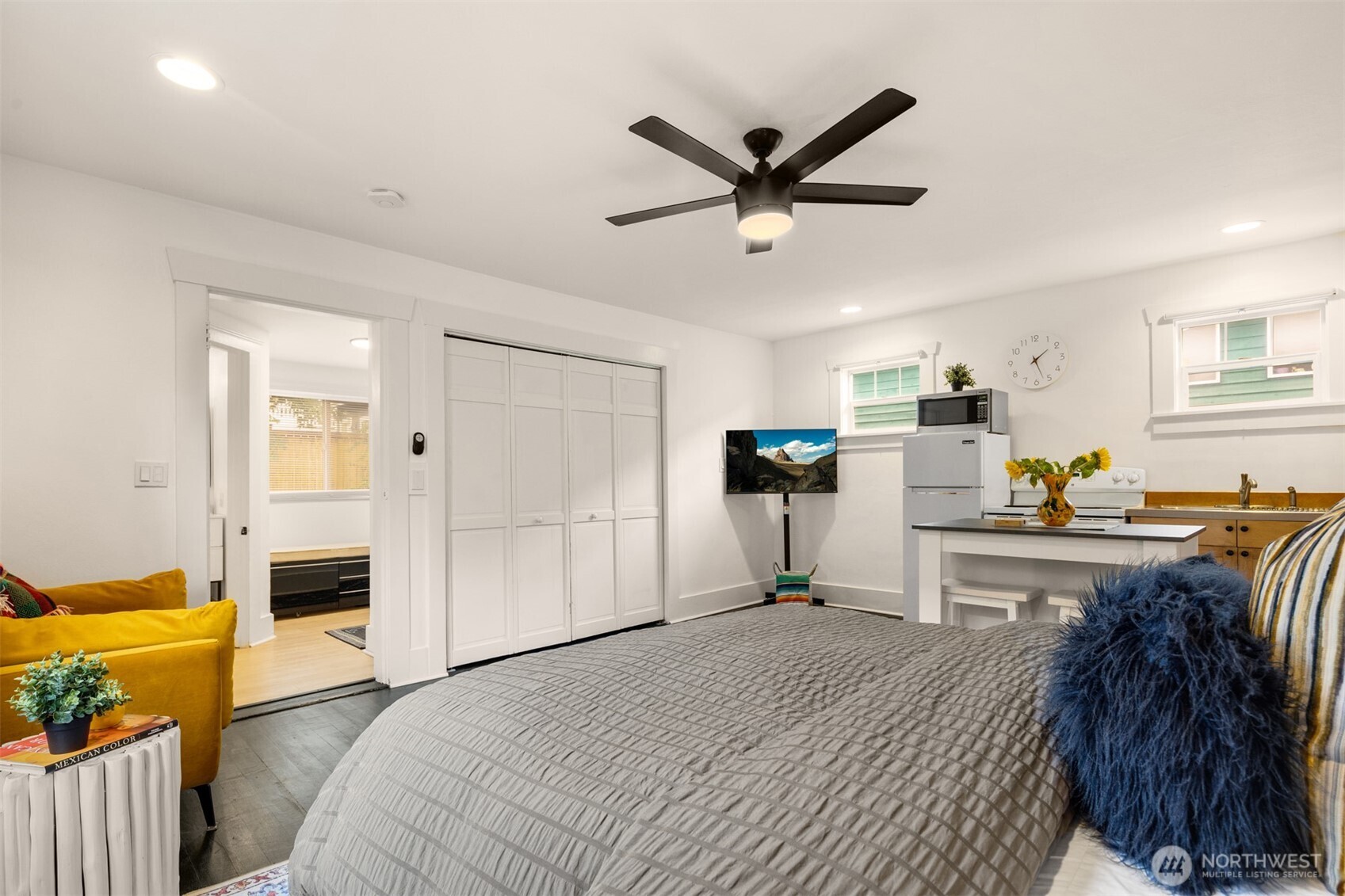 325 23rd Avenue E Seattle WA 98112