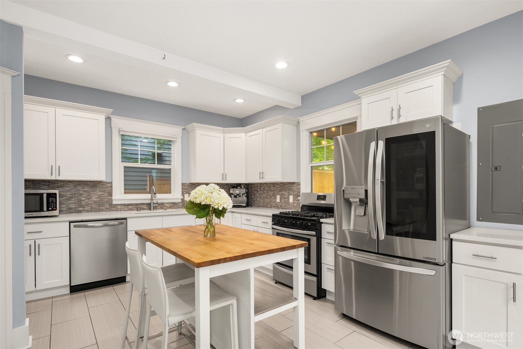 325 23rd Avenue E Seattle WA 98112