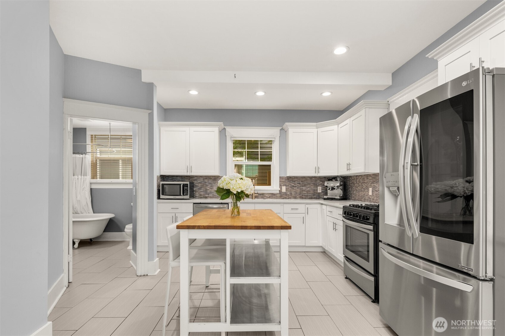 325 23rd Avenue E Seattle WA 98112