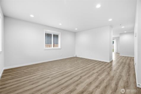 6311 Bearpaw Court Maple Falls WA 98266