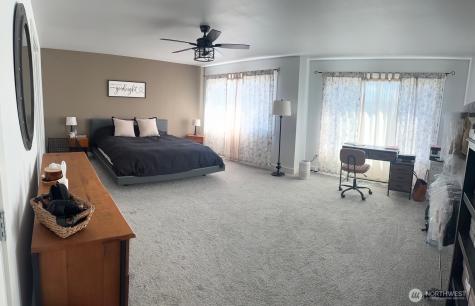 18216 92nd Avenue E Puyallup WA 98375
