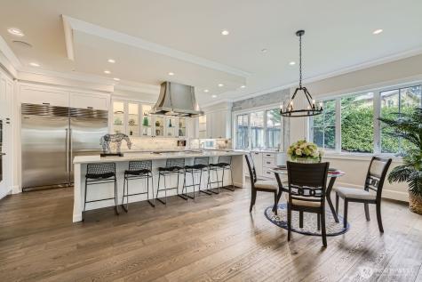 2121 109th Avenue SE Bellevue WA 98004