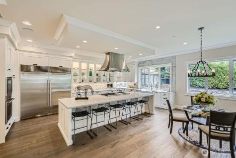 2121 109th Avenue SE Bellevue WA 98004