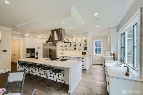 2121 109th Avenue SE Bellevue WA 98004