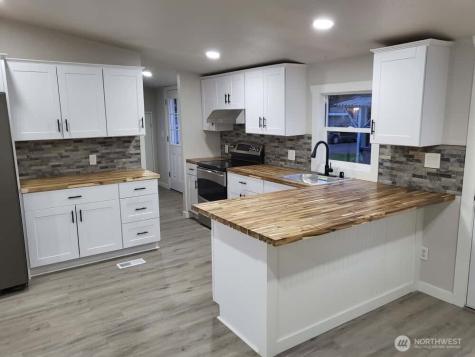 1660 S 333rd Street Federal Way WA 98003