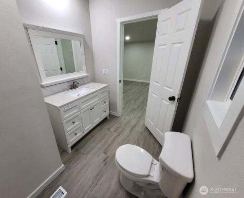 1660 S 333rd Street Federal Way WA 98003