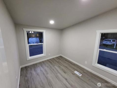 1660 S 333rd Street Federal Way WA 98003
