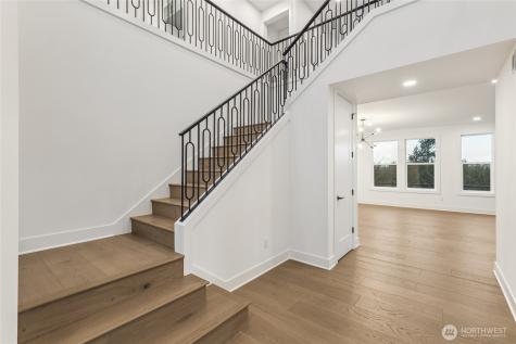 8425 137th Avenue SE Newcastle WA 98059