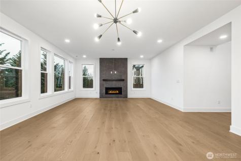 8425 137th Avenue SE Newcastle WA 98059