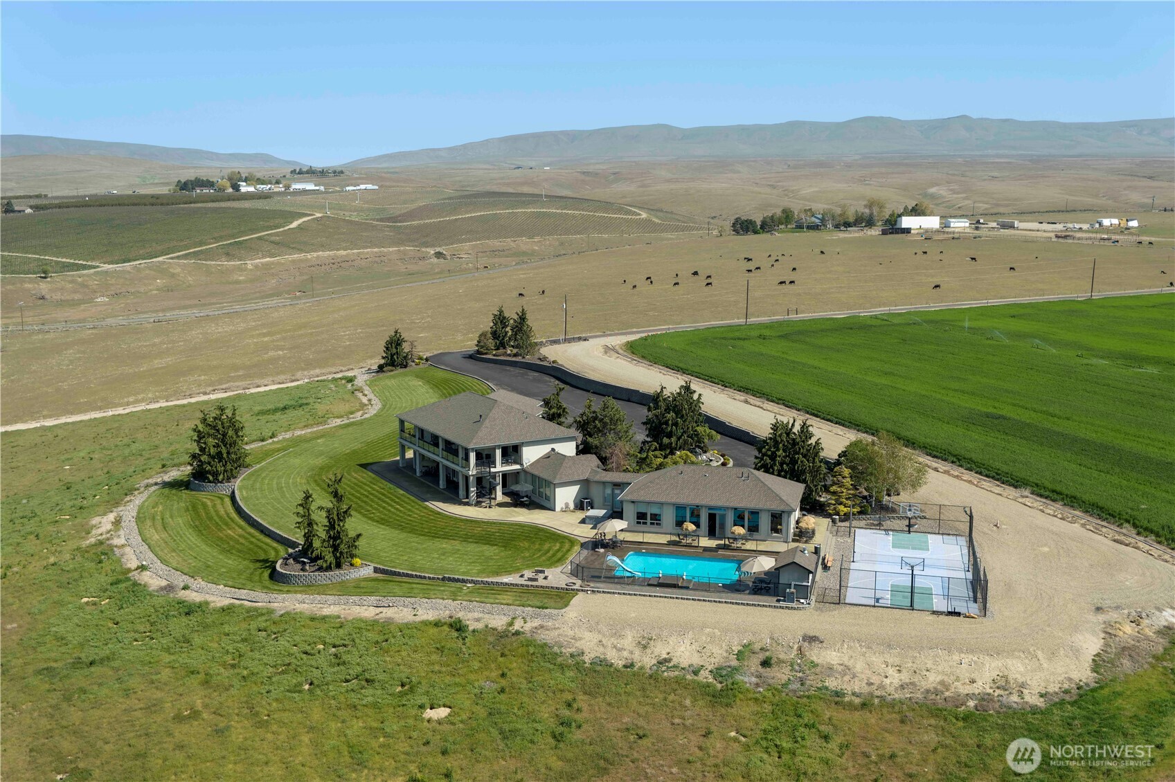 1050 Lewandowski Road Sunnyside WA 98944