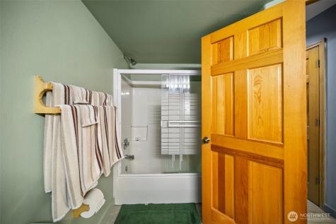 105 Chelan View Drive Manson WA 98831