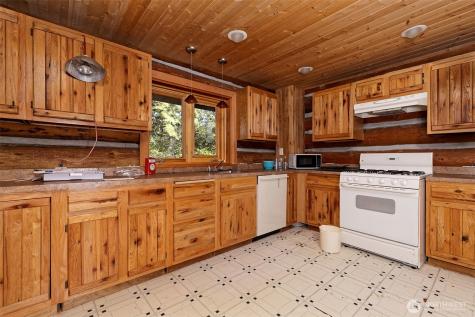 1755 Nellita Road NW Seabeck WA 98380