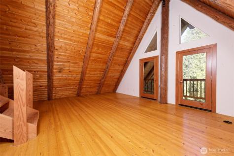 1755 Nellita Road NW Seabeck WA 98380