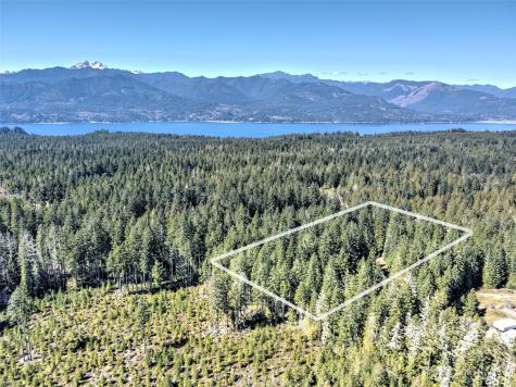 1755 Nellita Road NW Seabeck WA 98380