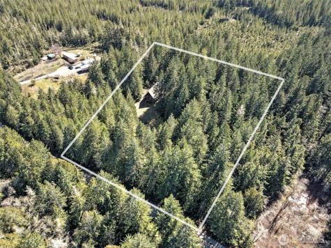1755 Nellita Road NW Seabeck WA 98380