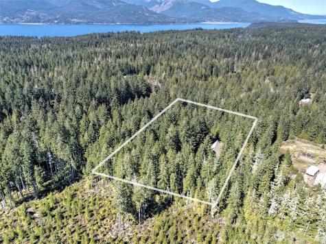 1755 Nellita Road NW Seabeck WA 98380