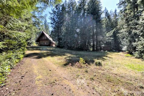 1755 Nellita Road NW Seabeck WA 98380