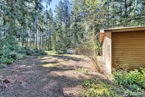 1755 Nellita Road NW Seabeck WA 98380
