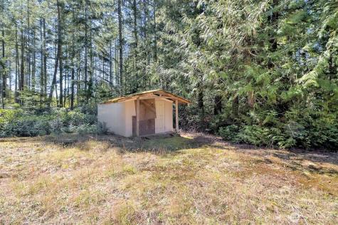 1755 Nellita Road NW Seabeck WA 98380