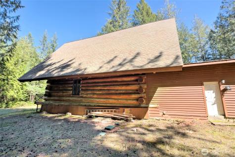 1755 Nellita Road NW Seabeck WA 98380