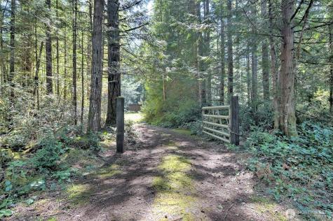 1755 Nellita Road NW Seabeck WA 98380
