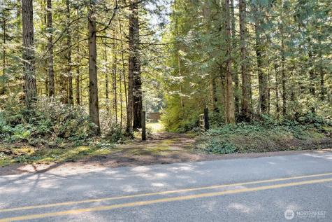 1755 Nellita Road NW Seabeck WA 98380