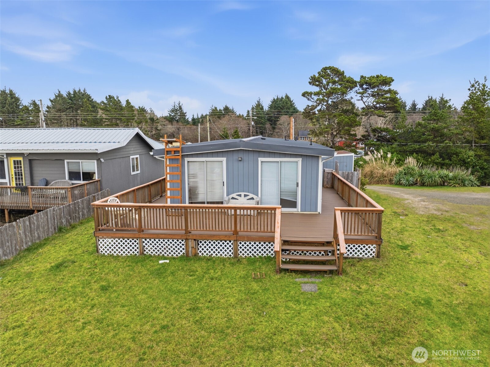 13301 North Place Long Beach WA 98631