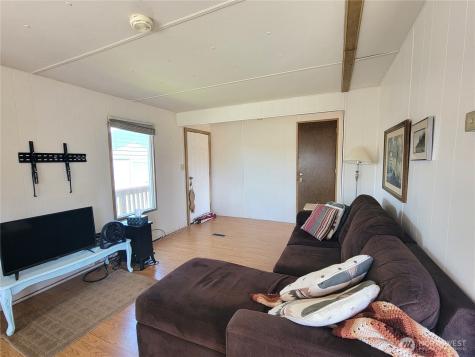 13301 North Place Long Beach WA 98631