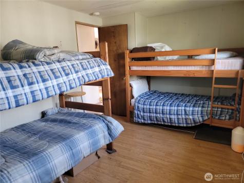 13301 North Place Long Beach WA 98631