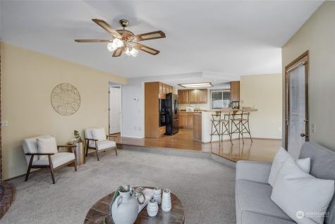 1903 Dumas Circle NE Tacoma WA 98422