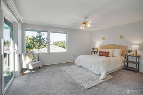 1903 Dumas Circle NE Tacoma WA 98422