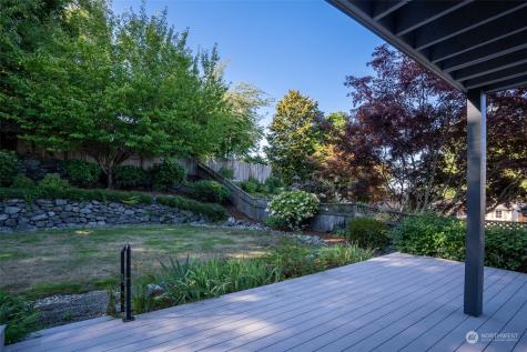 1903 Dumas Circle NE Tacoma WA 98422