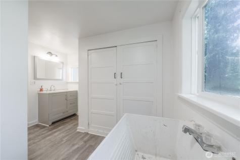 798 State Route 4 Naselle WA 98638