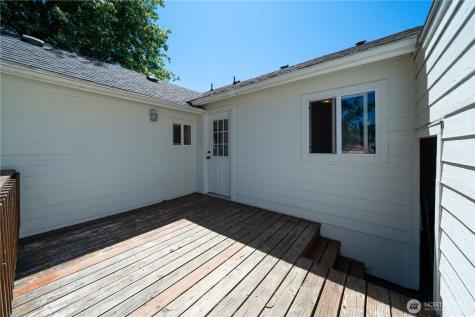 798 State Route 4 Naselle WA 98638