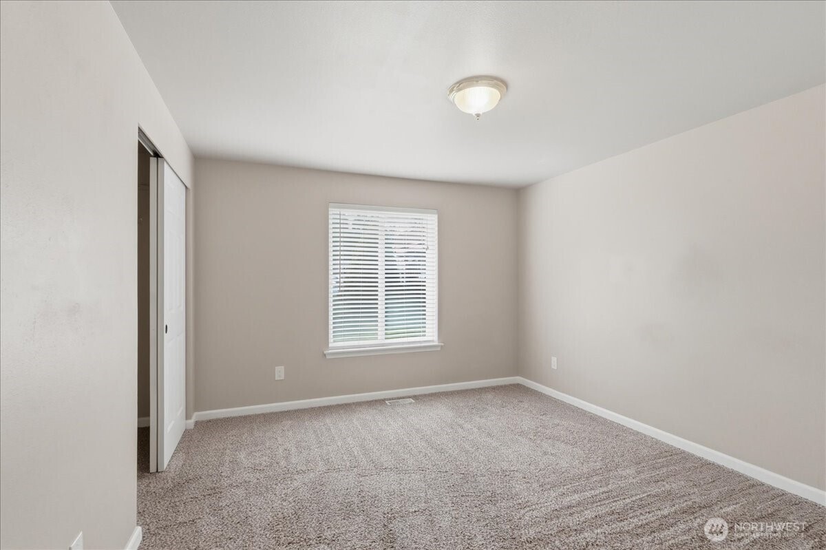 12333 59th Avenue E Puyallup WA 98373