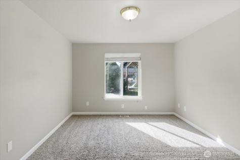 12333 59th Avenue E Puyallup WA 98373