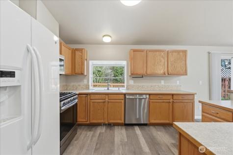 12333 59th Avenue E Puyallup WA 98373