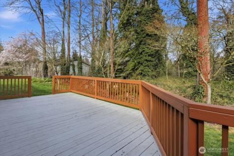 12333 59th Avenue E Puyallup WA 98373