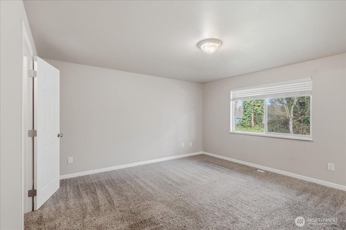 12333 59th Avenue E Puyallup WA 98373