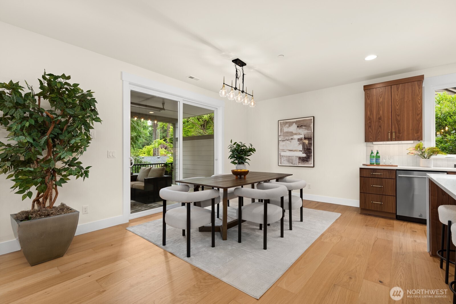 815 130th Avenue Bellevue WA 98005