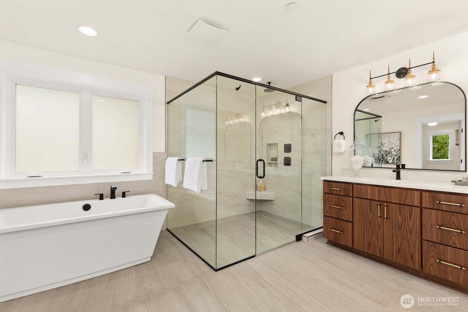 815 130th Avenue Bellevue WA 98005