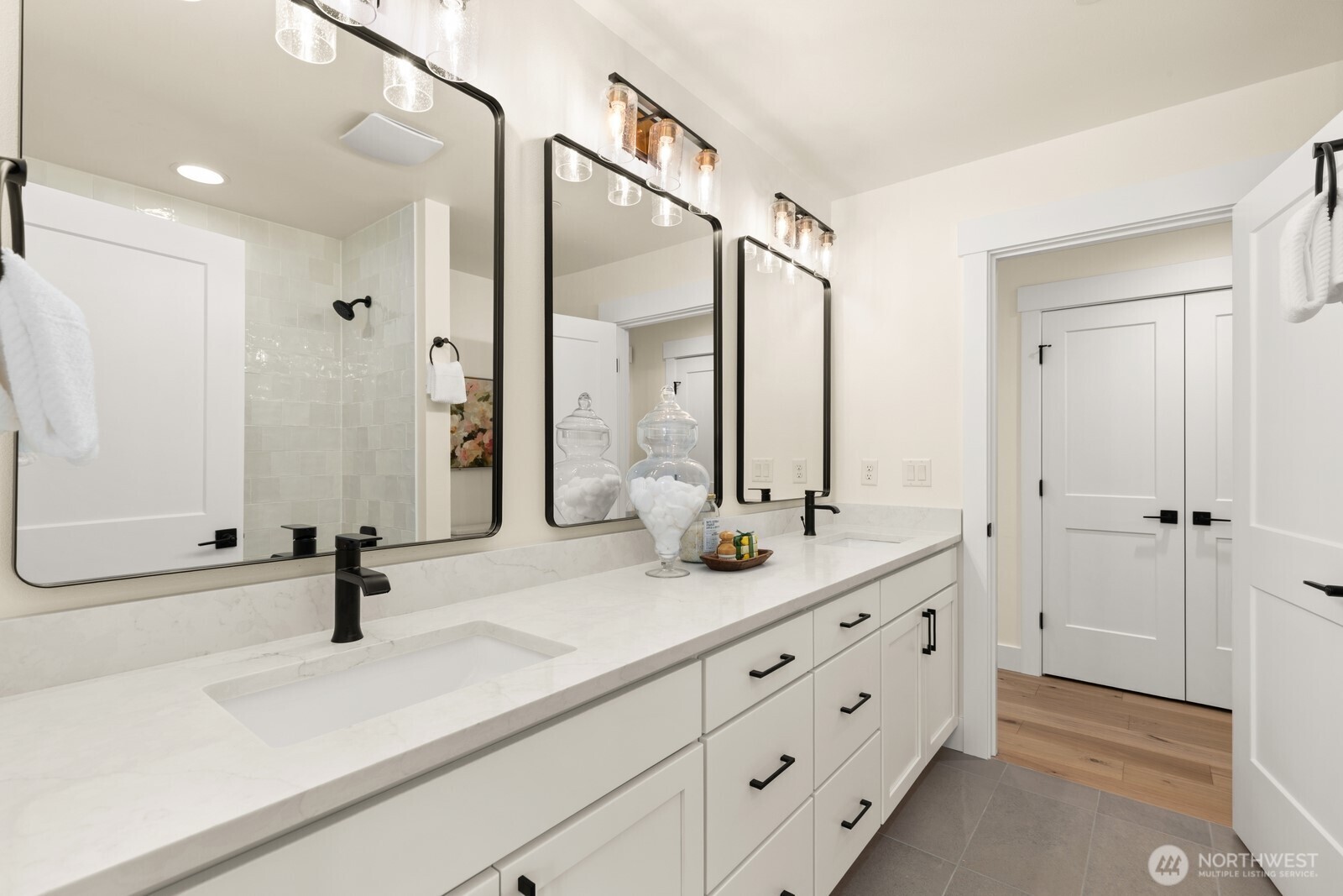 815 130th Avenue NE Bellevue WA 98005